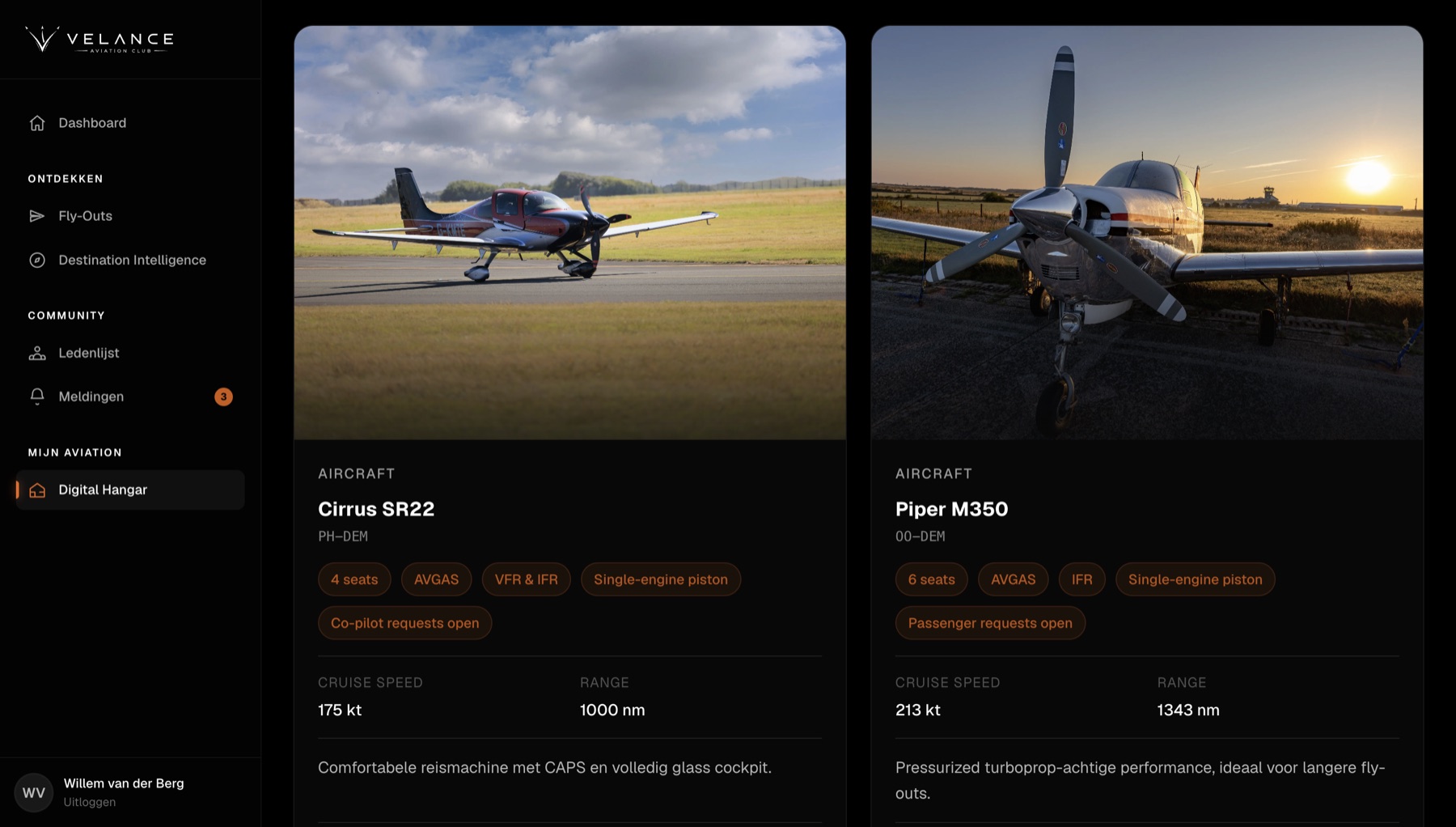 Digital Hangar met toestellen van members binnen het squadron